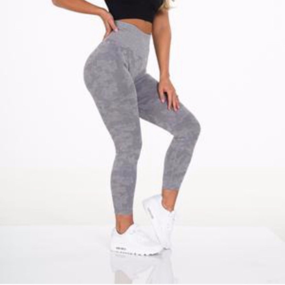 NVGTN Camo Leggings